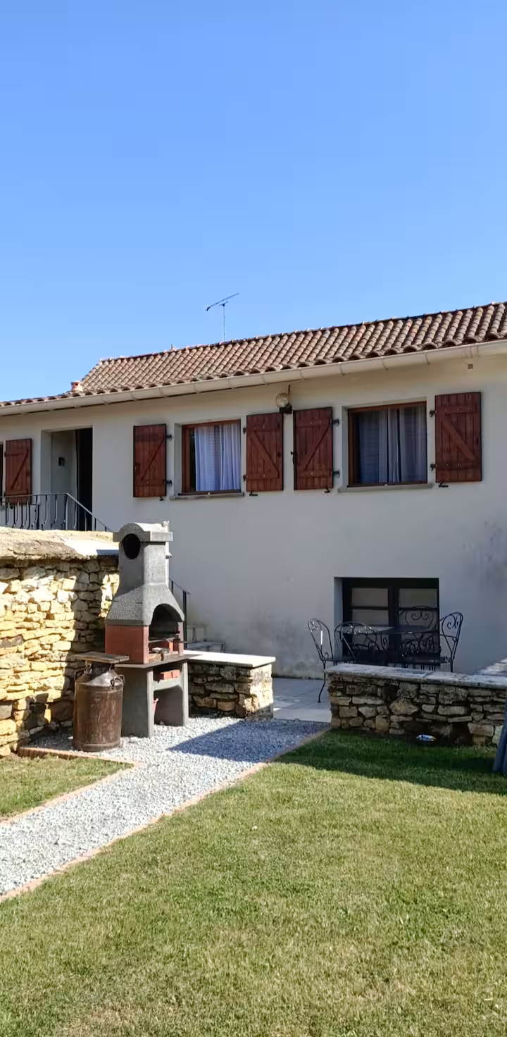 Gîte Les Glycines – 19e0317a-e2f3-4ebb-97a4-161b9bd7ae09